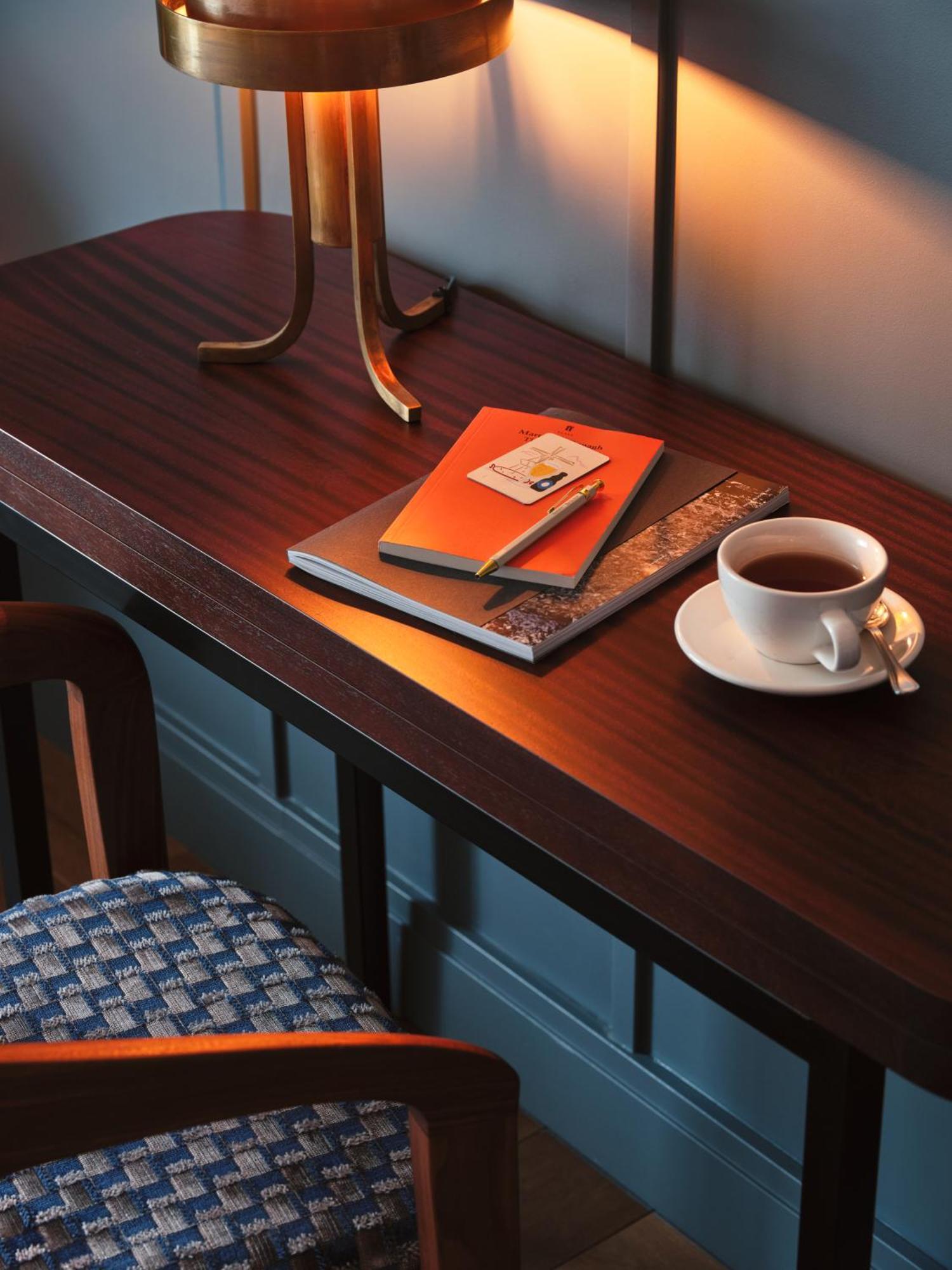 Hotel The Hoxton, Lloyd 4*