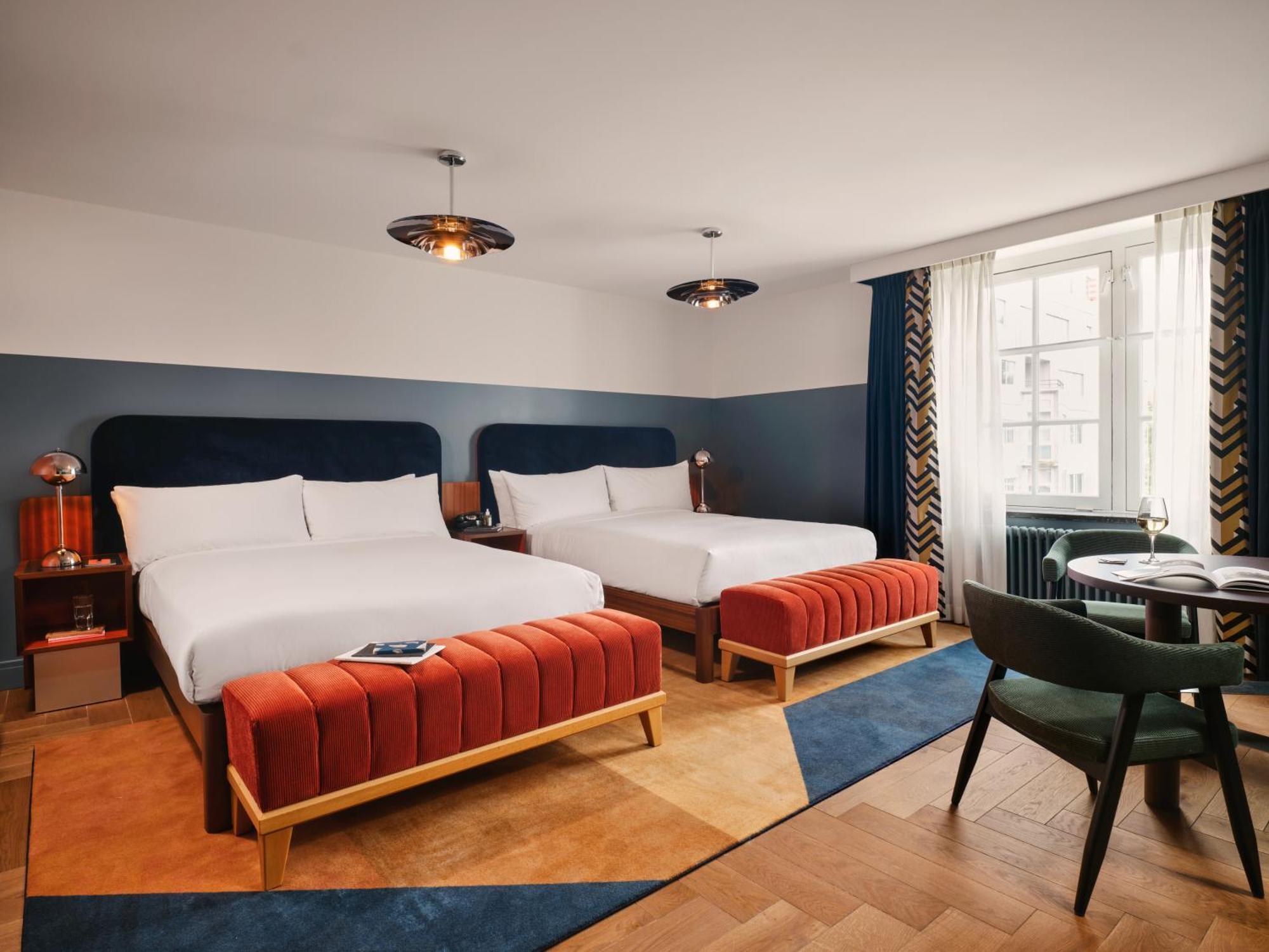 The Hoxton, Lloyd 4*