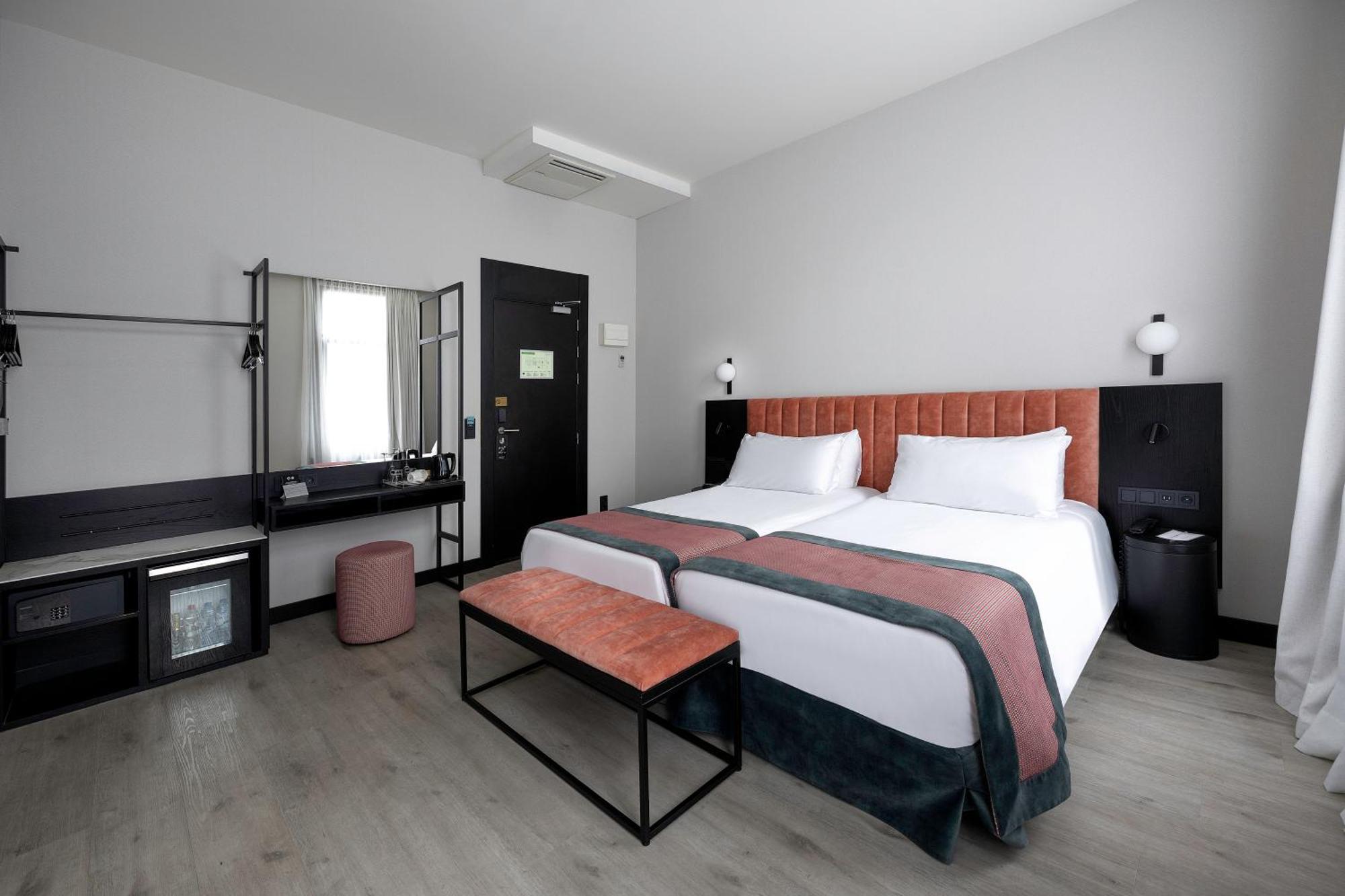 Catalonia Vondel 4* Amesterdão