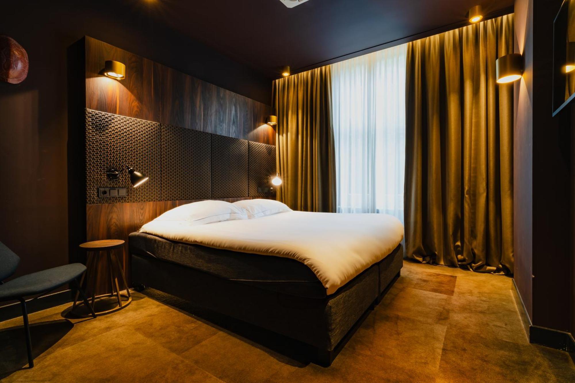 De Jonker Urban & 4*