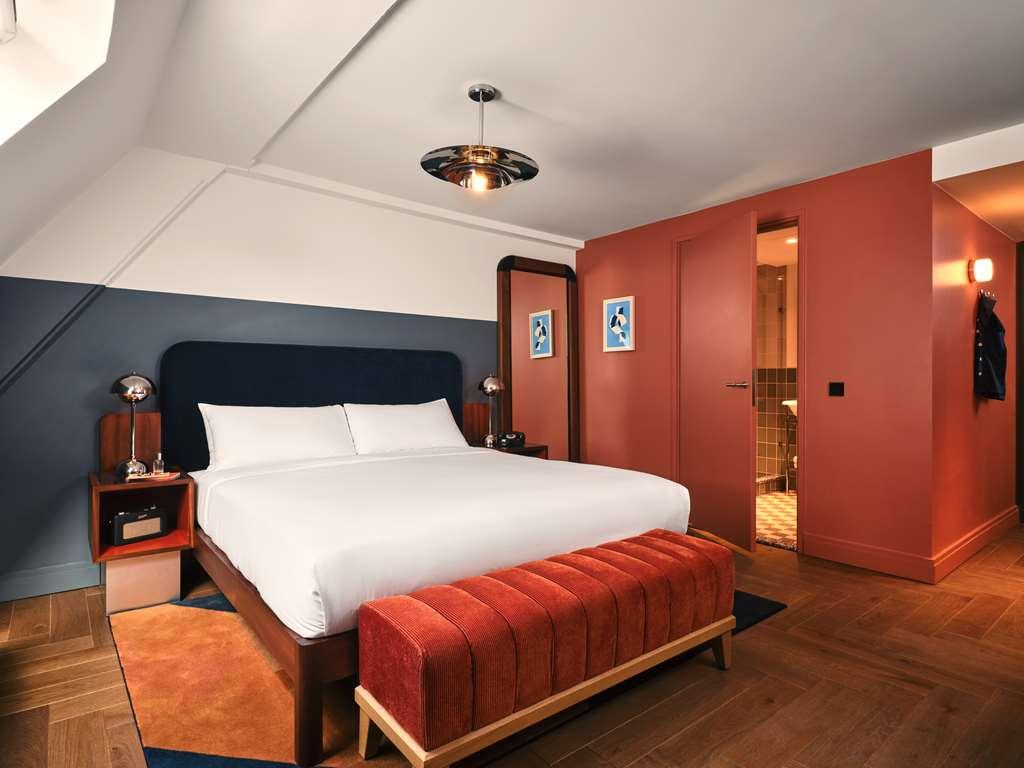 Hotel The Hoxton, Lloyd
