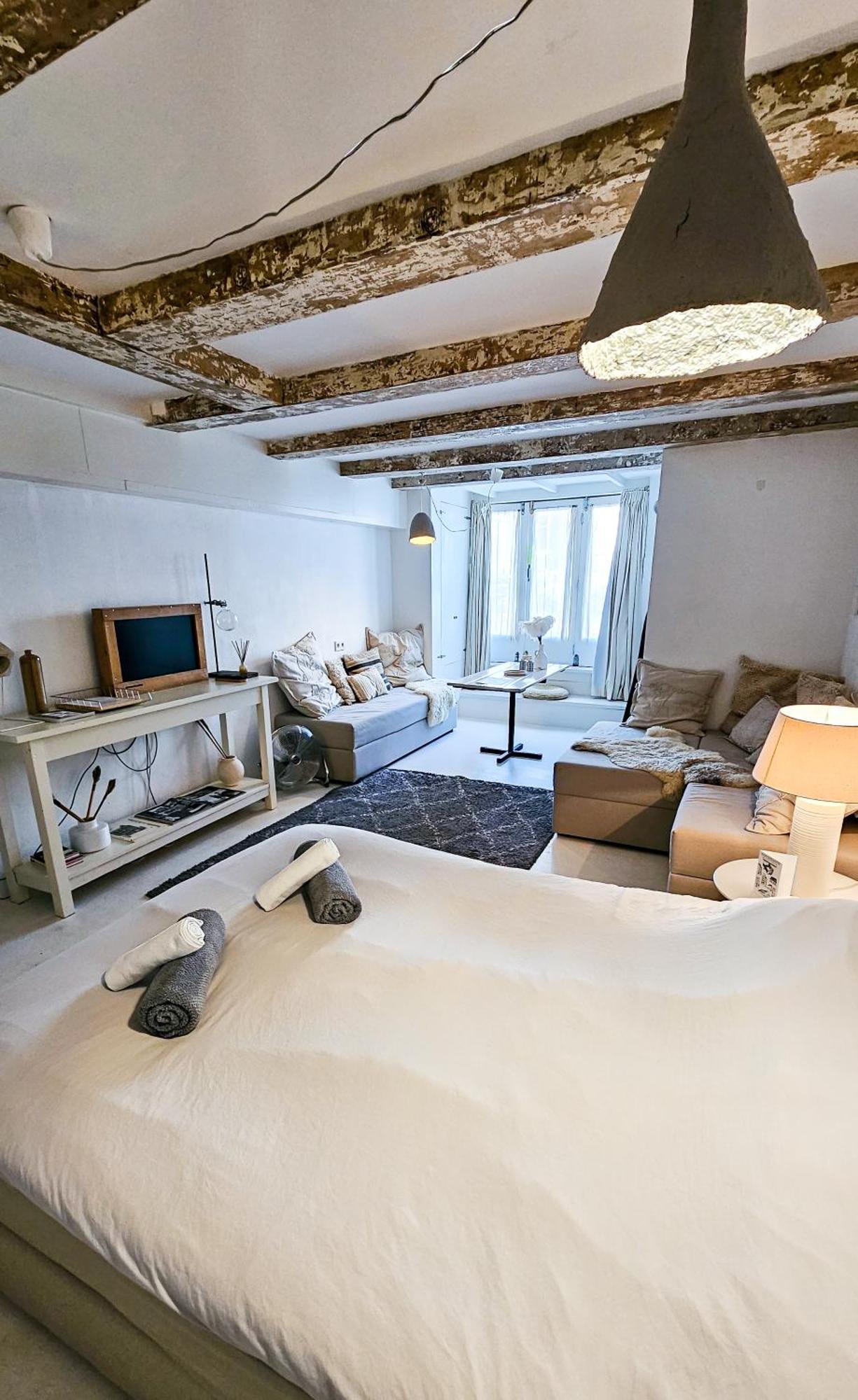 Bed & Breakfast The White Wilde - In A Historic Canalhouse From 1799