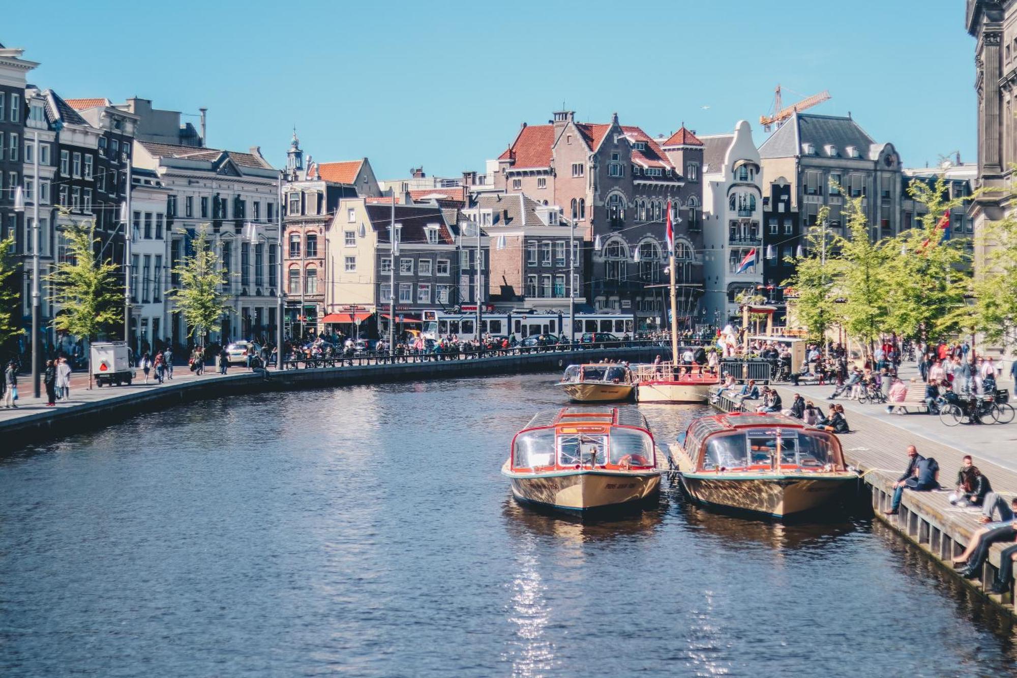 Bed & Breakfast New! 2024 - The Canal Bridge Amsterdam