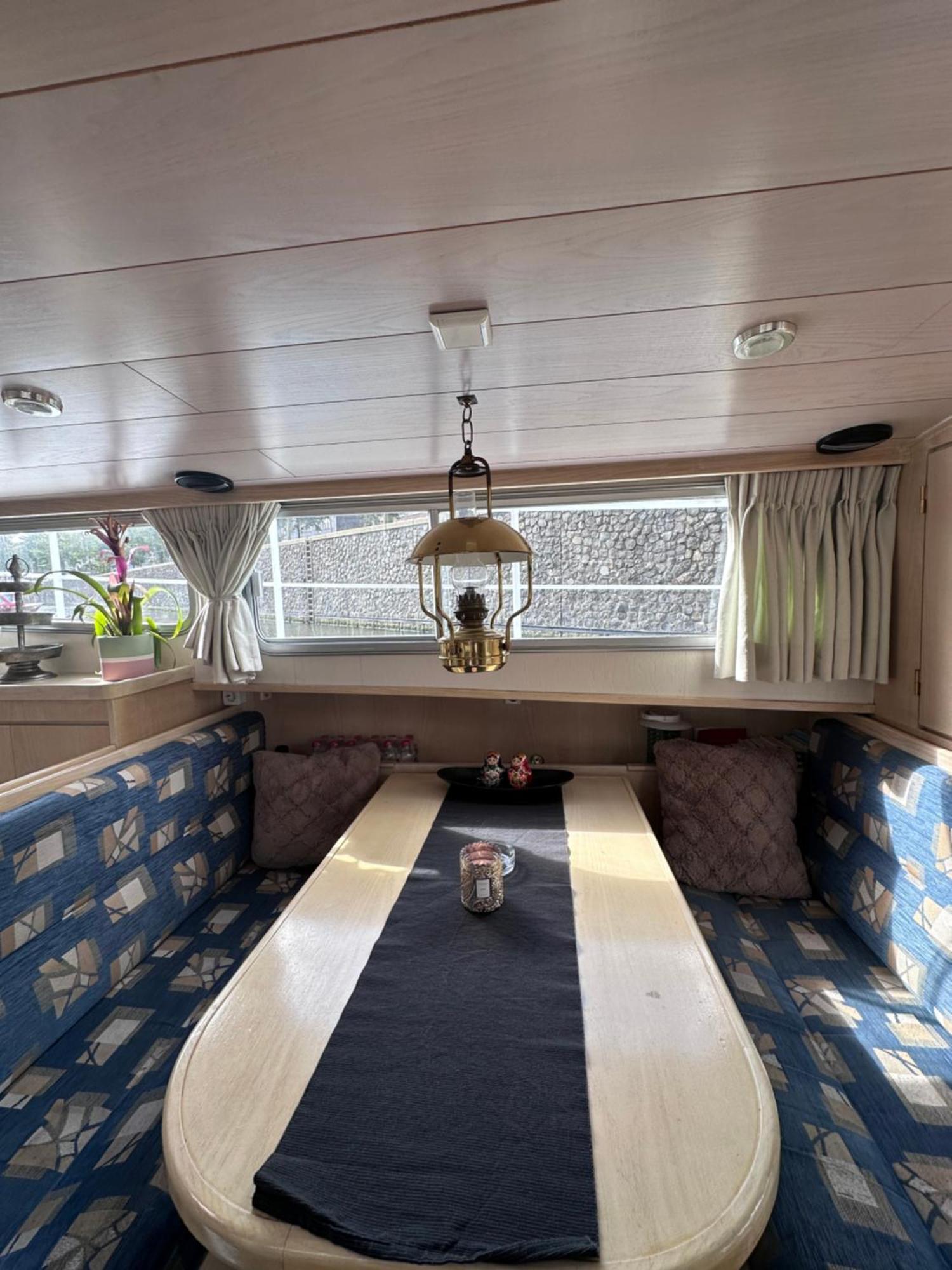 Botel Luxury Houseboat Amesterdão