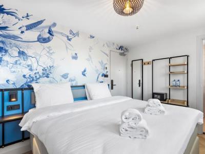 Dutch Design Vondelpark Hotel