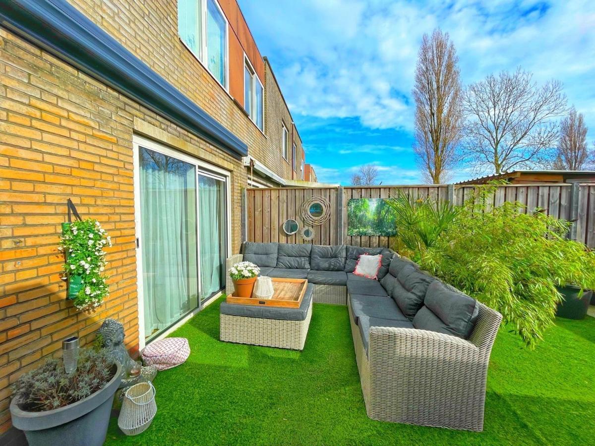 Hébergement de vacances Spacious And Cozy House With Affordable Parking