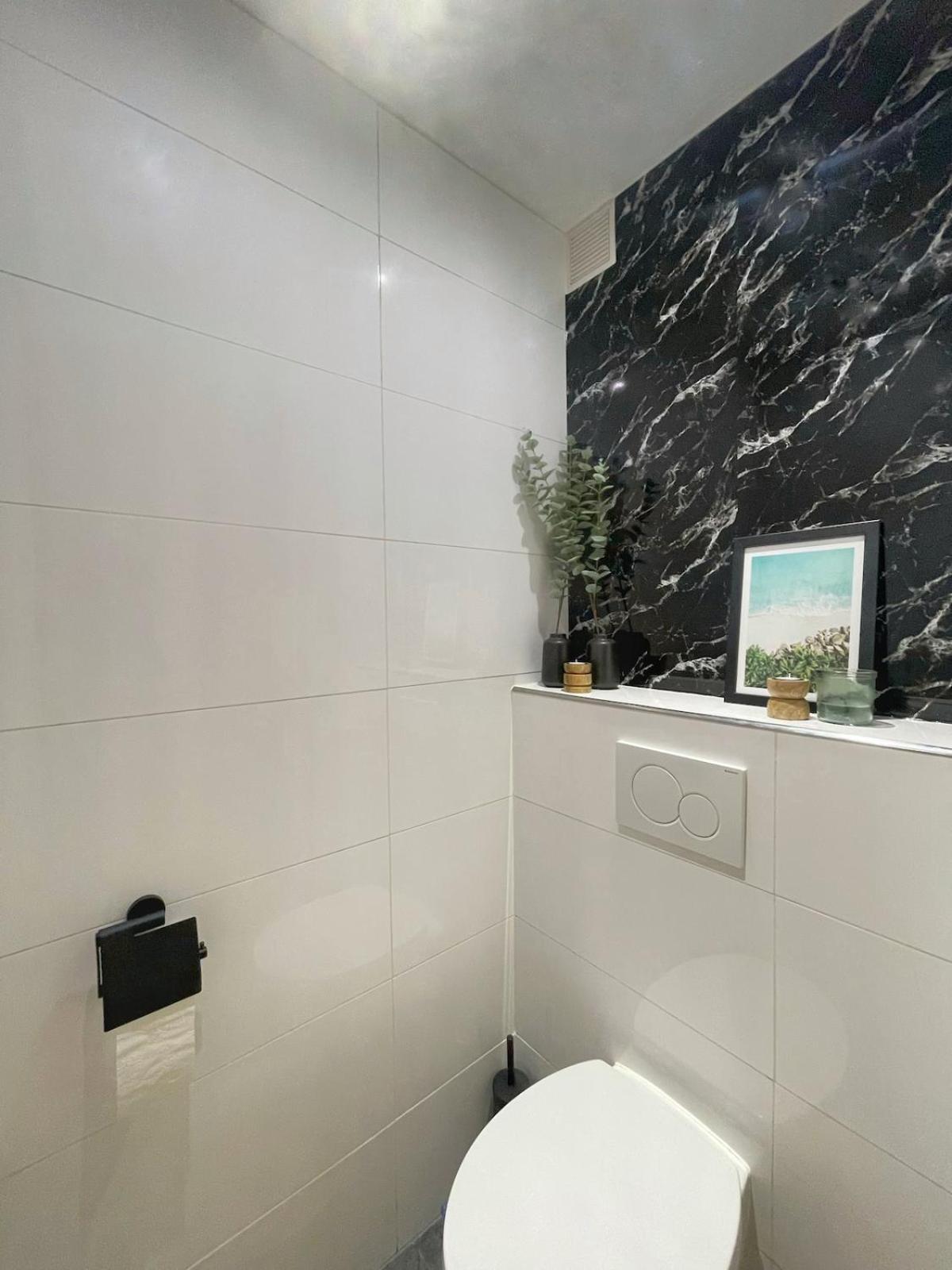 Spacious And Cozy House With Affordable Parking Hébergement de vacances Amsterdam