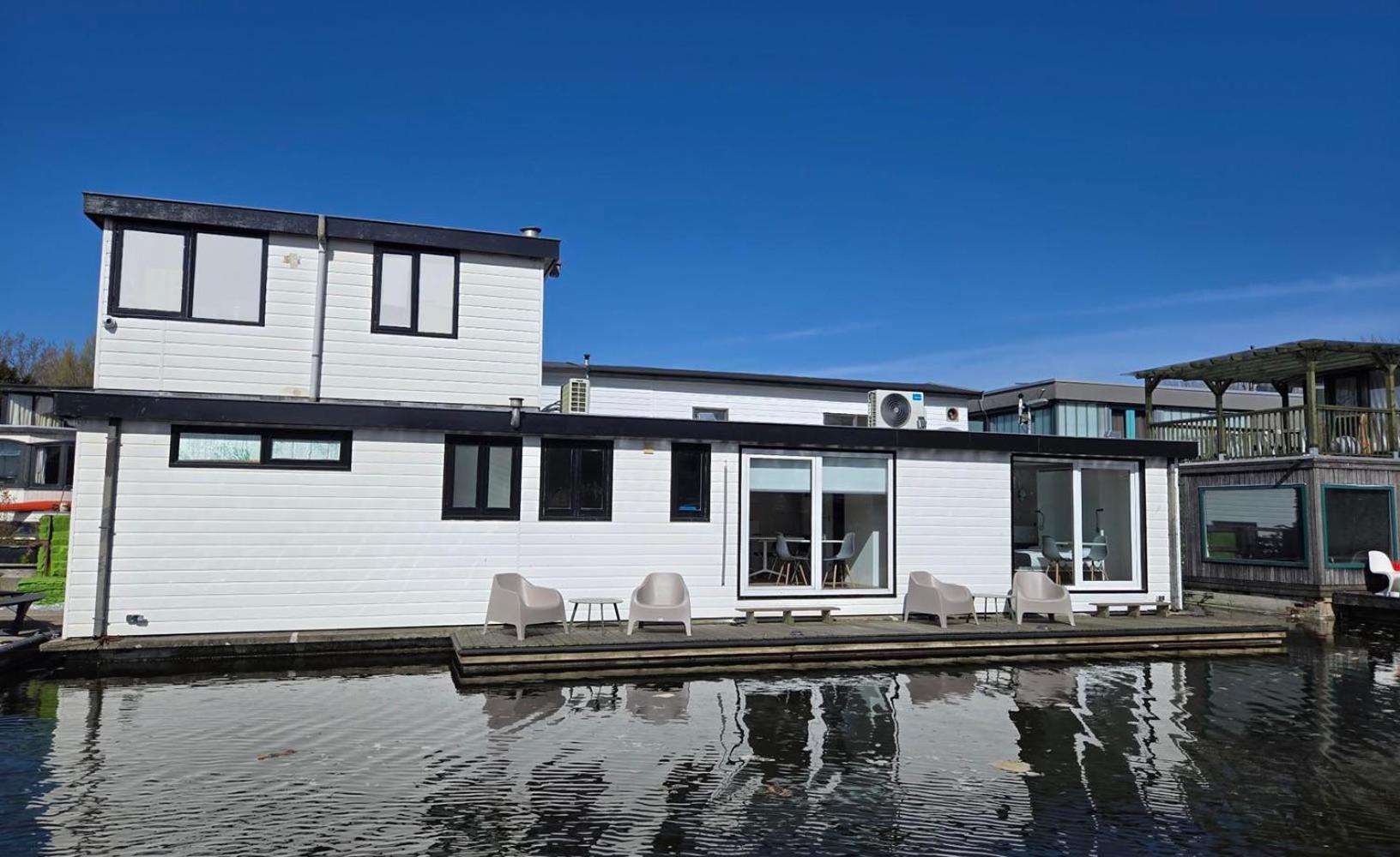 Acomodação com café da manhã  Houseboat The New - Nieuwe