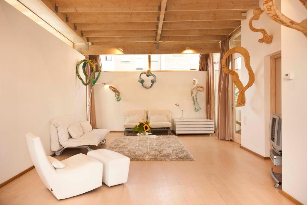 Starry Night Penthouse Apartment City Centre Bed & Breakfast