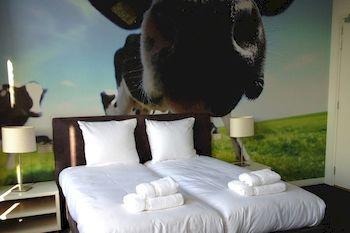Bell's & Suites 3* Amsterdam