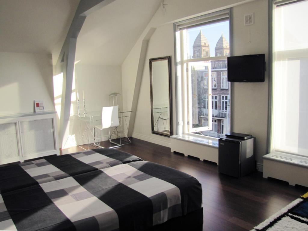 Hotel Museum 4*