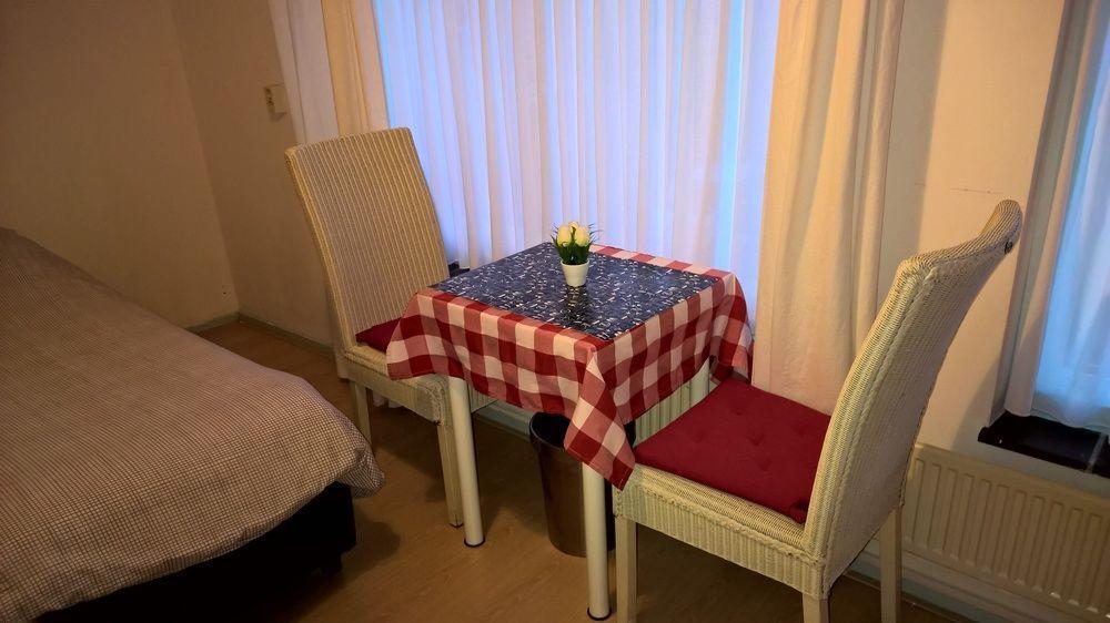 Acomodação com café da manhã  Bed And Breakfast Amsterdam Holy Dove Amesterdão