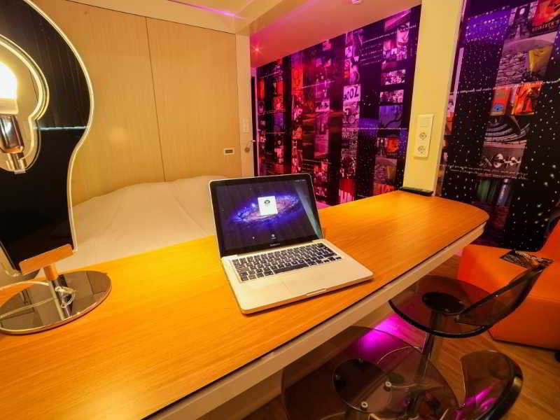 Qbic Wtc Hotel Amsterdam