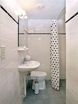 Onefam Amstel Hostel Amsterdam