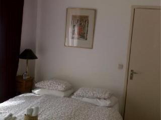 A Flynt Bed & Breakfast Amsterdam