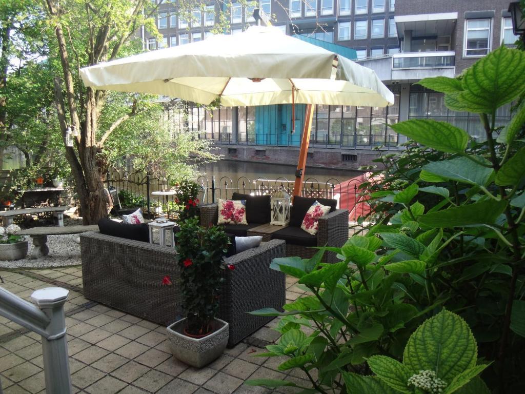 Canal House De Schans Homestay *