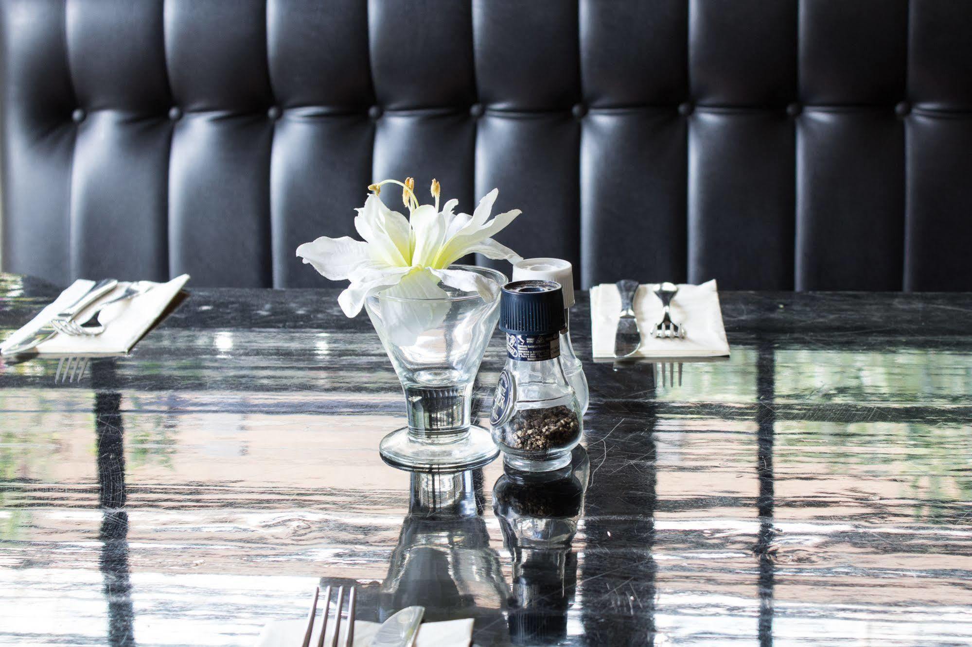 New West Hotel 3*