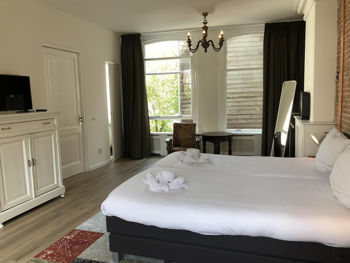 Nine-T-Teen Bed And Boutique Bed & Breakfast