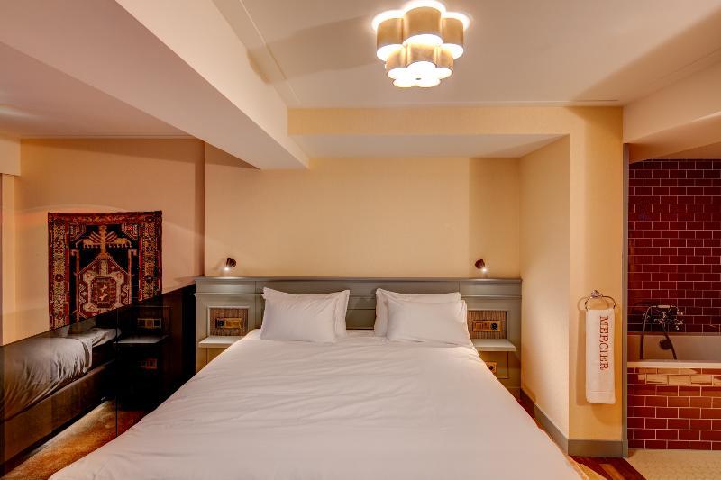 Mercier Hotel