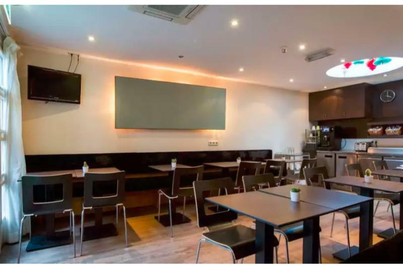 Hotel Dutch Design Vondelpark 3*