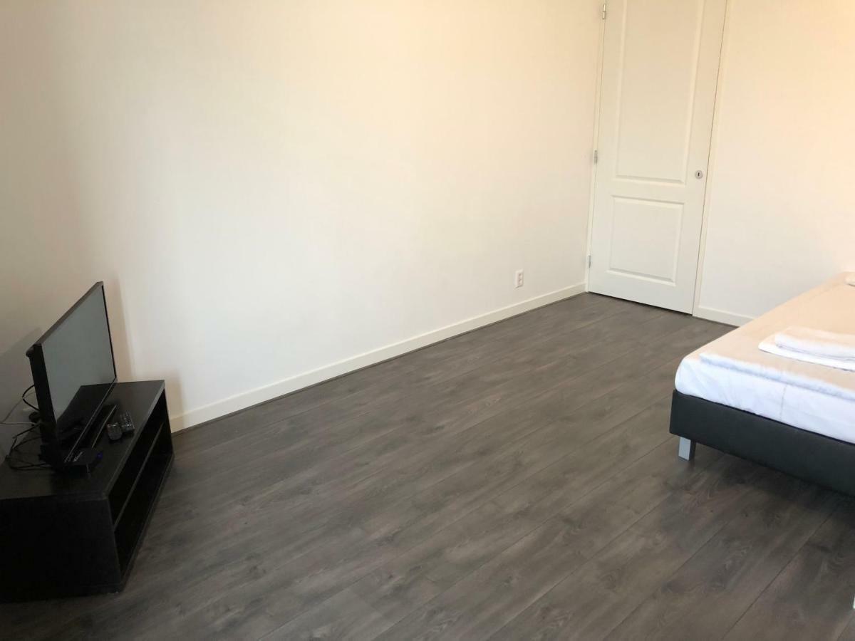 White Moon Apartment