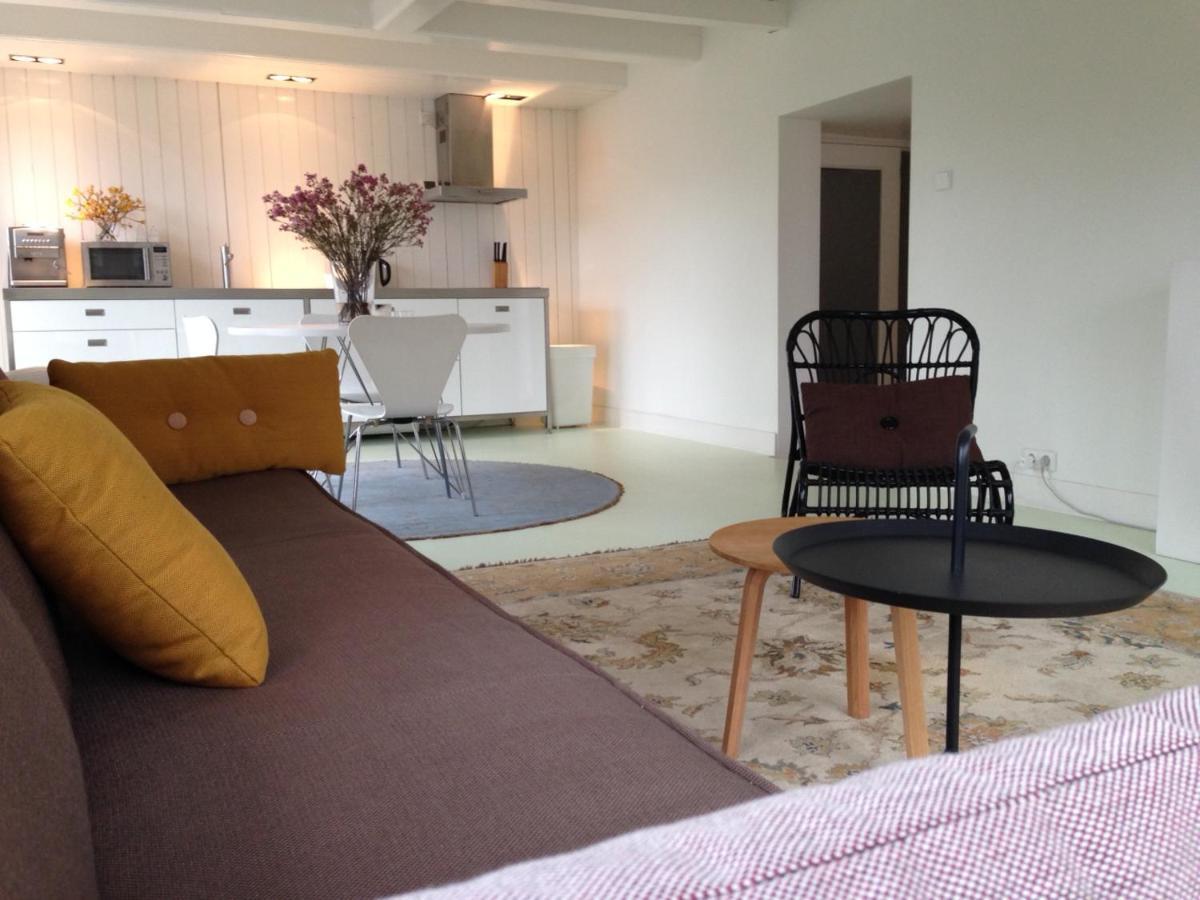 Miauw Suites, Canal View City Centre Acomodação com café da manhã 