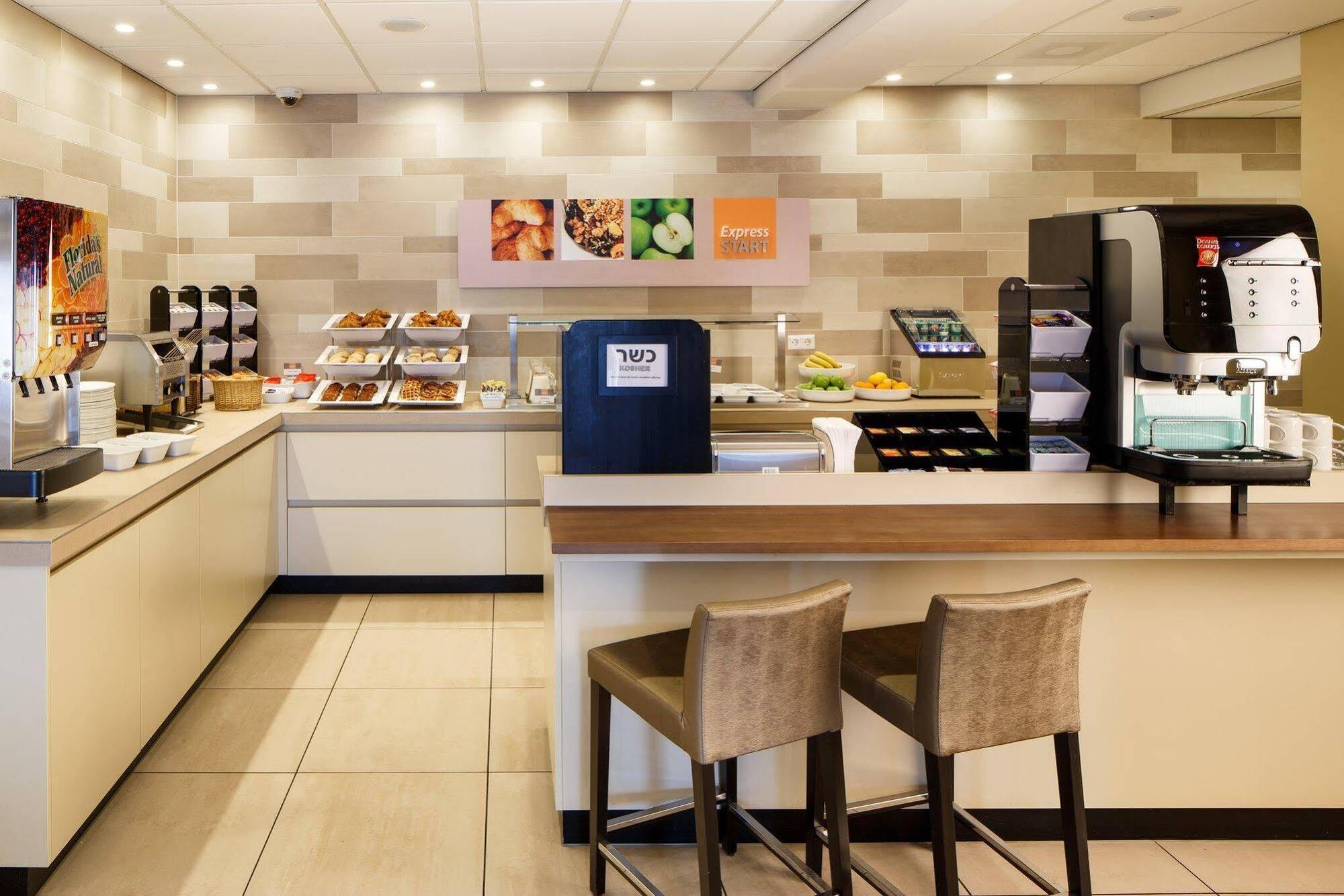 Hotel Express - South By Ihg