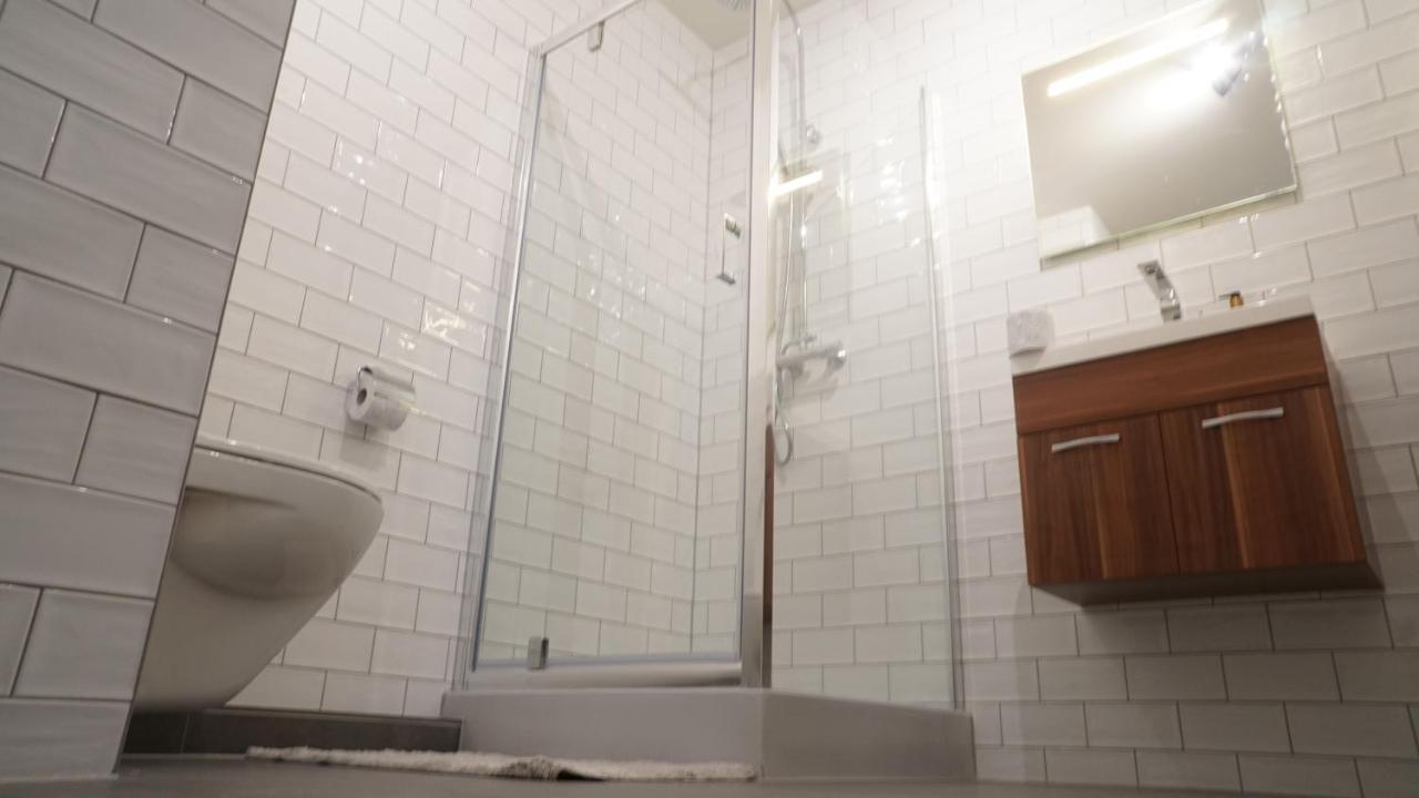 Bed & Breakfast Marnix Amsterdam
