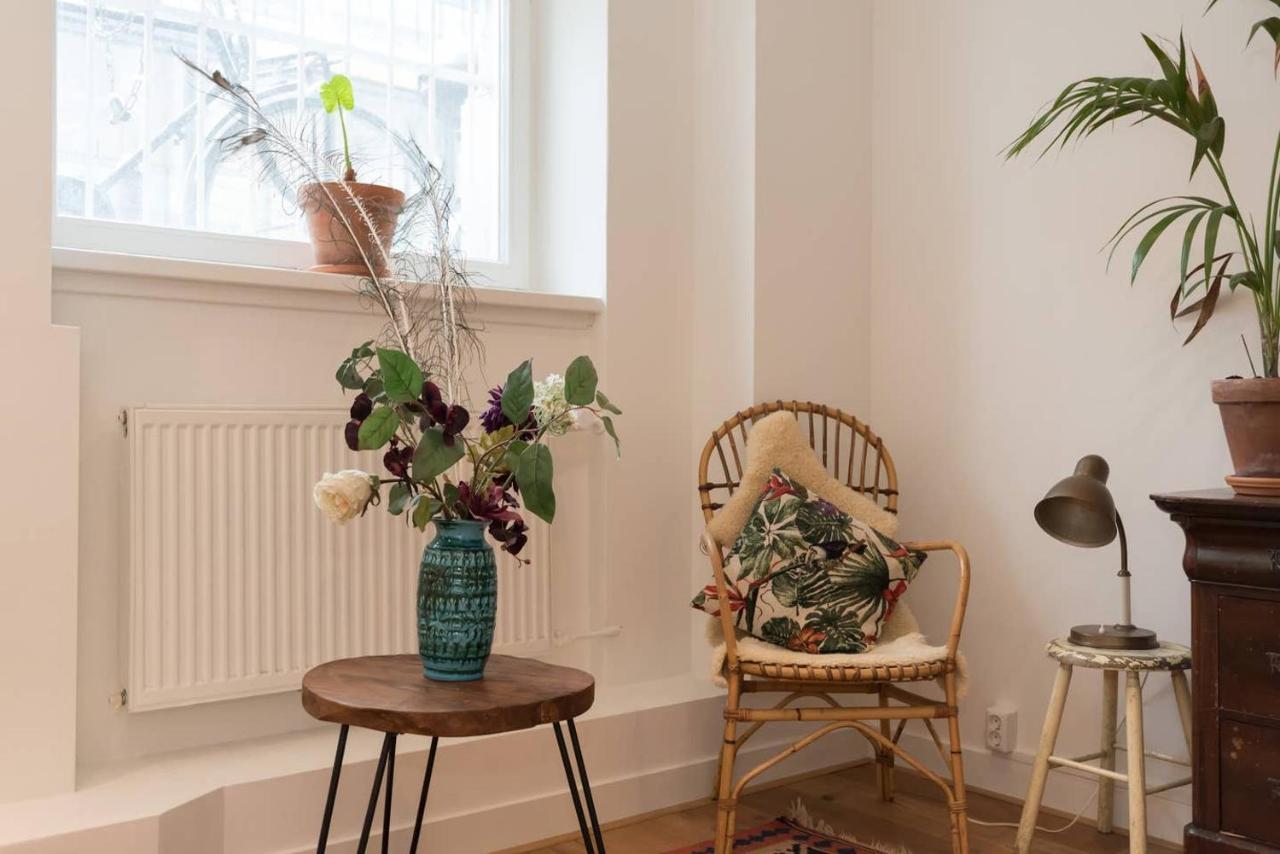 Apartment Weesper Studio 2 *