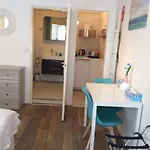 Sir Nico Guest House
