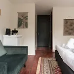Twenty Five Rooms