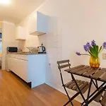 Charming Apartment In City Center