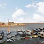 The Ship\'S Cabin