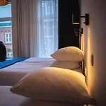 Hotel Vondel Garden City Centre