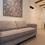 Canal Dream Apartment