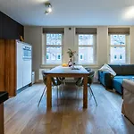 Two-Bedroom Apartment In Amsterdam West