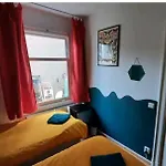 Nicole, Not For Parties, Not A Hotel, Room With Shared Bathroom, No Kitchen