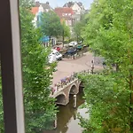 Herengracht Private Room With Canal View