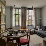 Luxury Rooms Canal District
