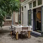 Luxury Rooms Canal District