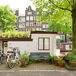 Asoka Woonboot