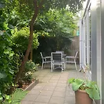 Bed And Breakfast De Ontdekking