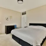 Duplex Amsterdam Island