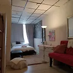 Big Room In De Center