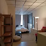 Big Room In De Center