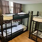 Amsterdam Hostel Uptown