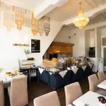 Multatuli Hotel