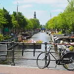 B&B Eelhouse
