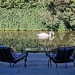 Apartment StayWell Amsterdam Free Parking