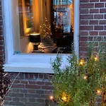 Your Own Floor In Authentic Picturesque Dikehouse